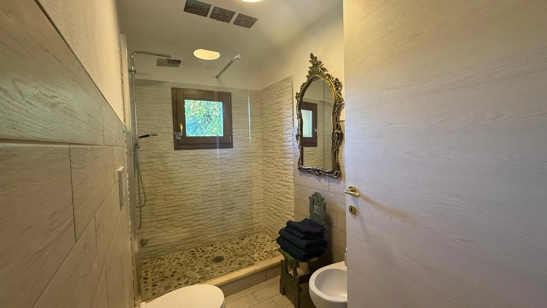 Bed & Breakfast Au-Ra Vegan B&B Castagneto Carducci Italia