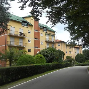 https://terrazza-con-vista-grande.it-lombardy.com
