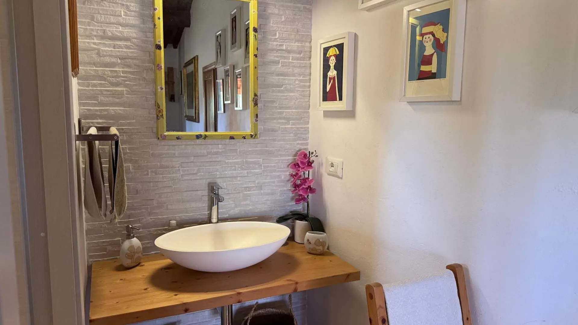 Au-Ra Vegan B&B Castagneto Carducci Italy